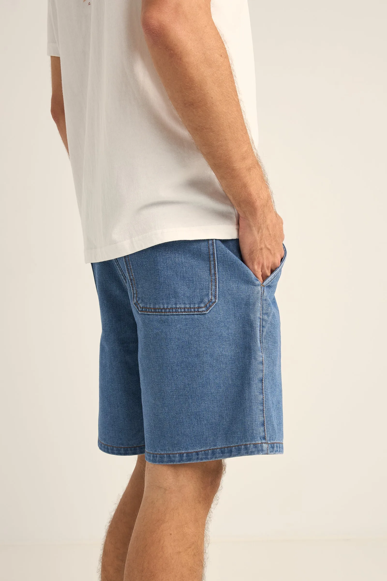 Essential Short Dark Blue