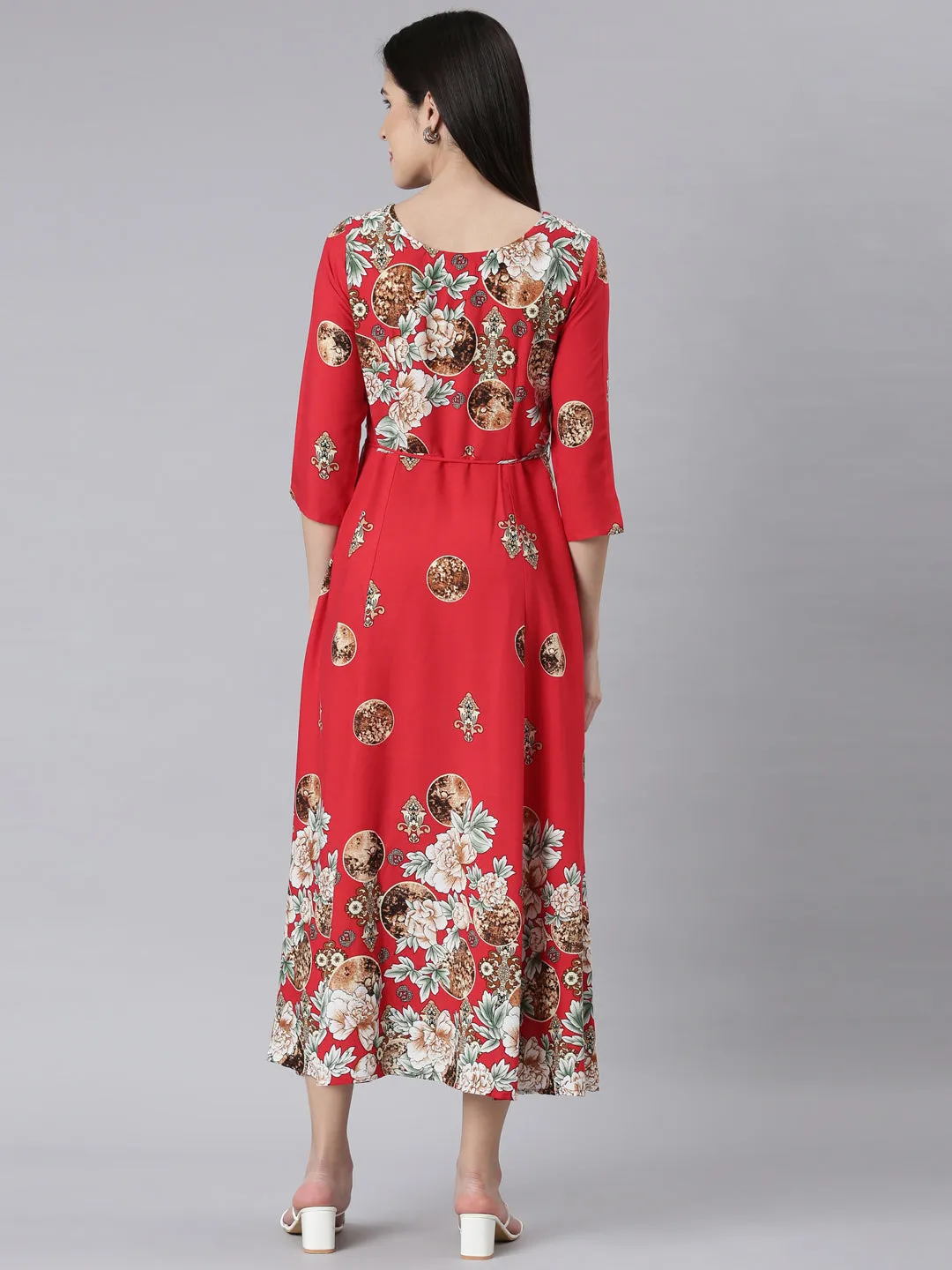 Neerus Red Curved Casual Floral Maxi Dresses