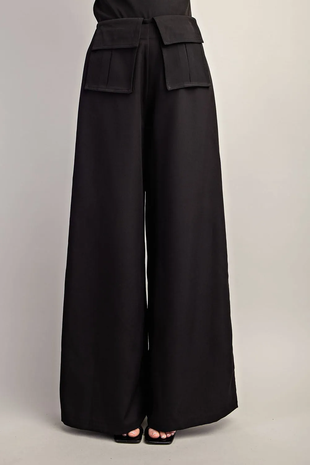 Wide Leg Front Pocket Trouser